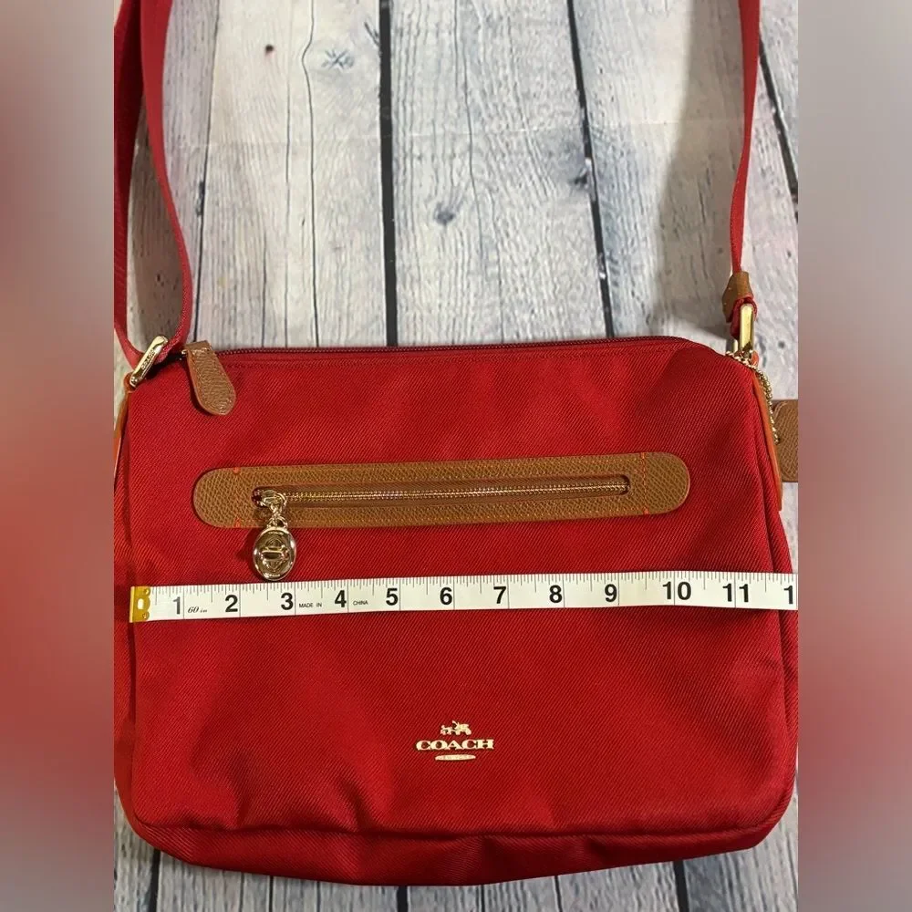 COACH Sawyer Red Crossbody - Picture 7 of 11